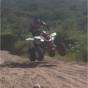 Meet your Posher, Eduardo